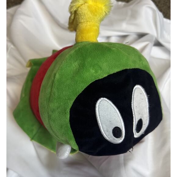 Six Flags Marvin Martian Tsum Tsum Stuffed Animal Plush Figure Toy 12" - Picture 1 of 5